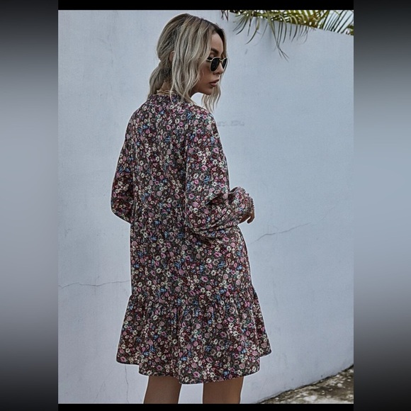 Ditsy Floral Peasant Sleeve Smock Dress - Picture 8 of 9